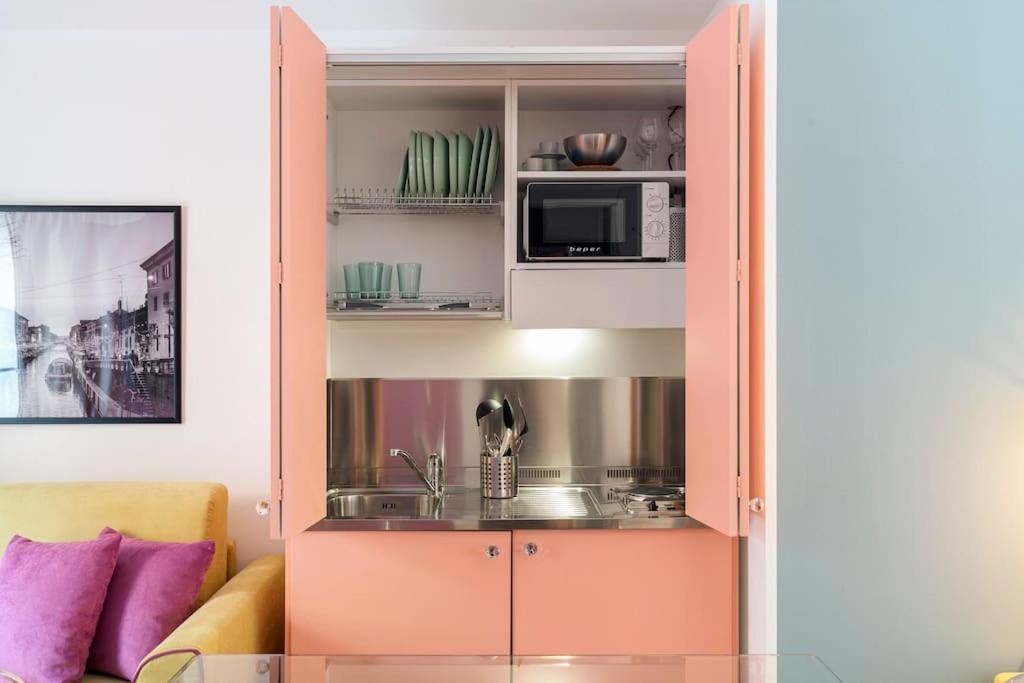 Amazing Apartment In Duomo Милано Екстериор снимка